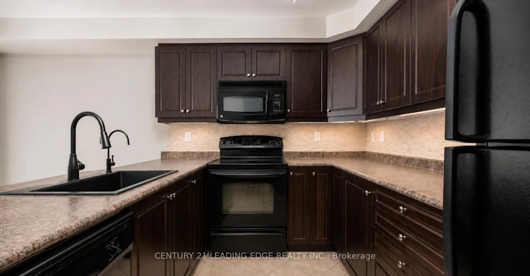 26 Duncan Avenue, Brantford, ON, N3T 0C4 - 11
