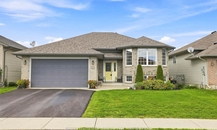 10 Fox Den Drive