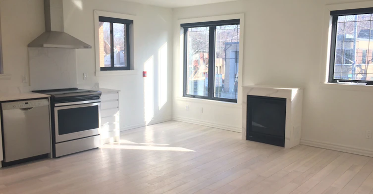 4-843 Main Street E, Hamilton, ON, L8M 1L8 - 6