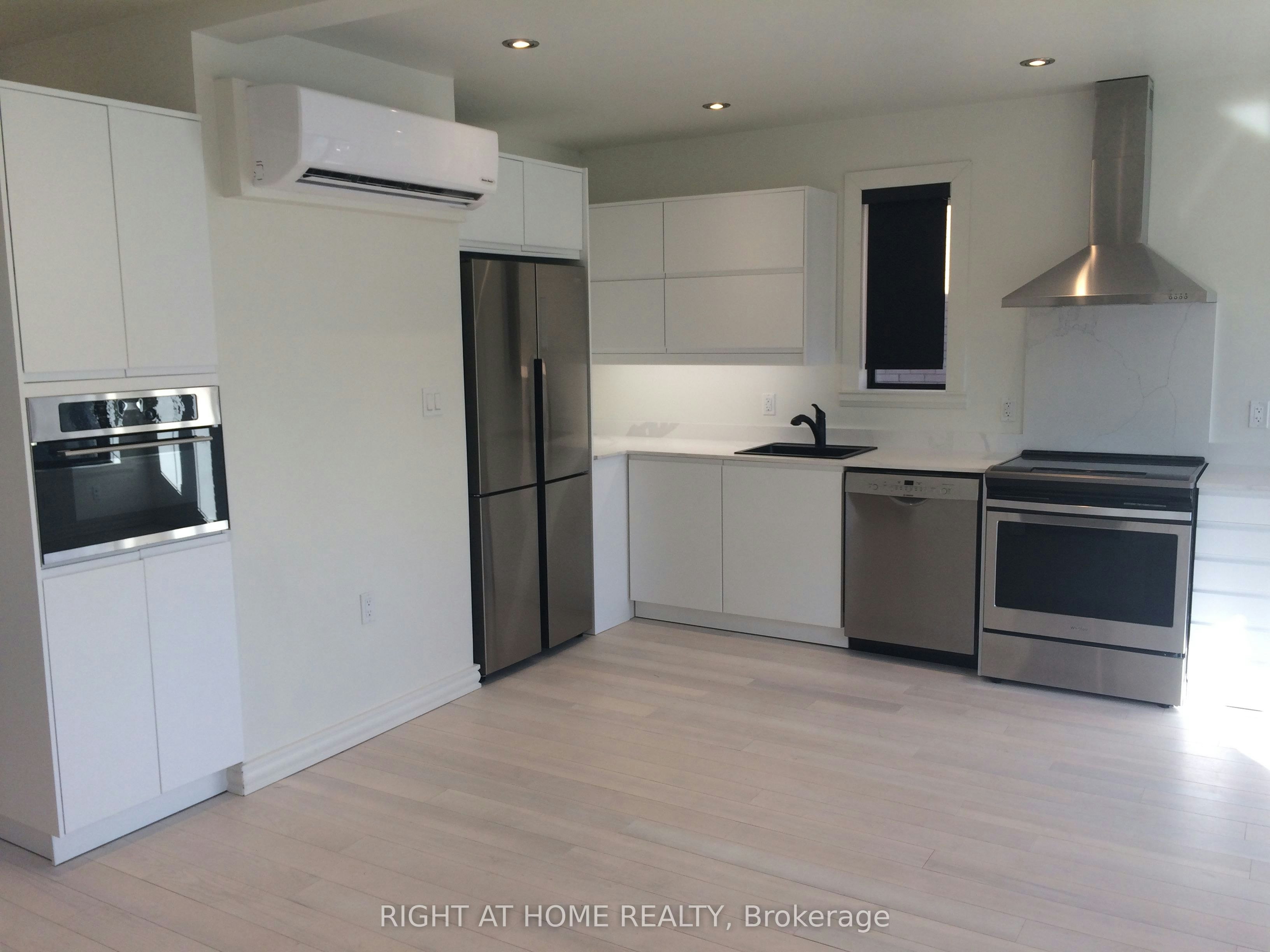 4-843 Main Street E, Hamilton, ON, L8M 1L8 - 5