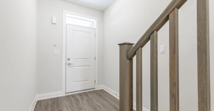 21 Bayberry Lane, Hamilton, ON, L0R 1W0 - 2