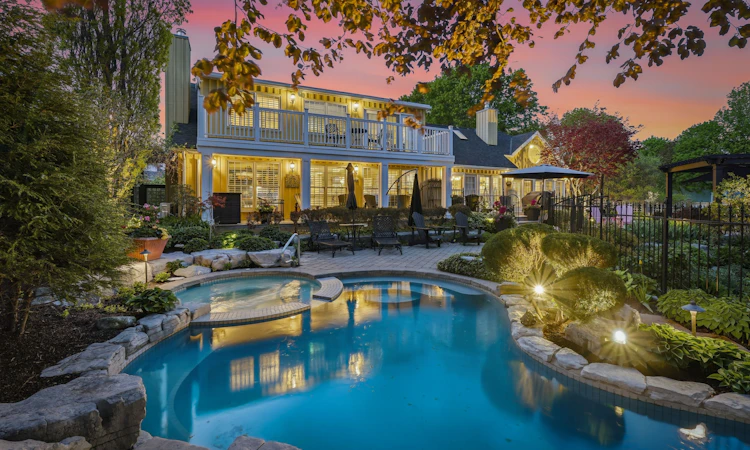 3 Skiff Cove Place