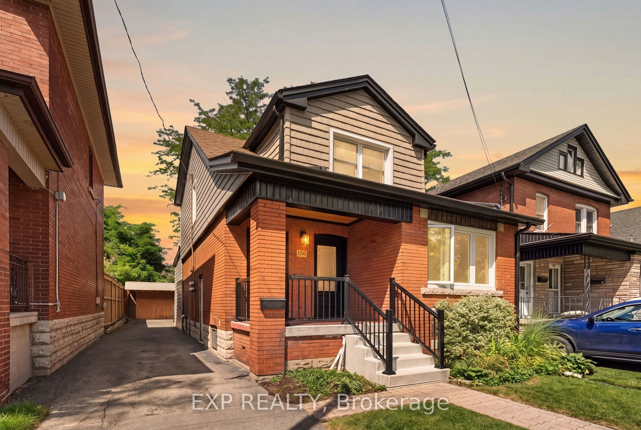 156 Park Row S, Hamilton, ON, L8K 2J8