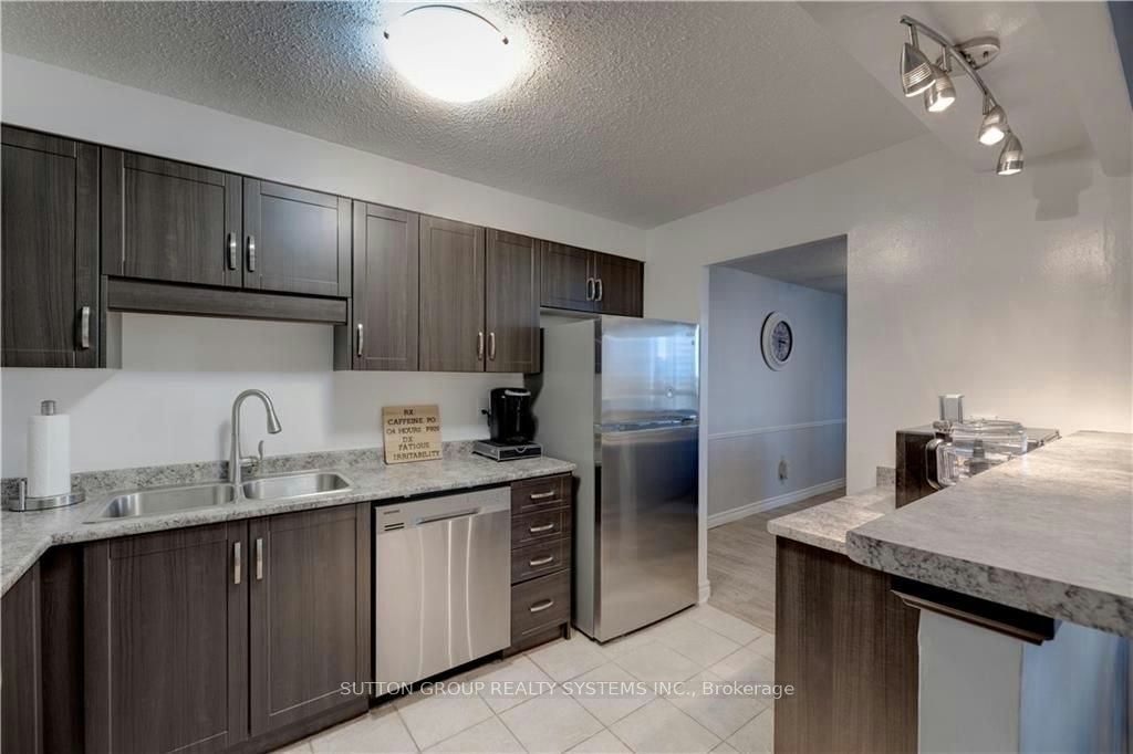 1004-323 Colborne Street, London, ON, N6B 3N8 - 9