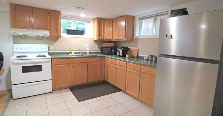 Lower Level-4472 Third Avenue, Niagara Falls, ON, L2E 4K9 - 3