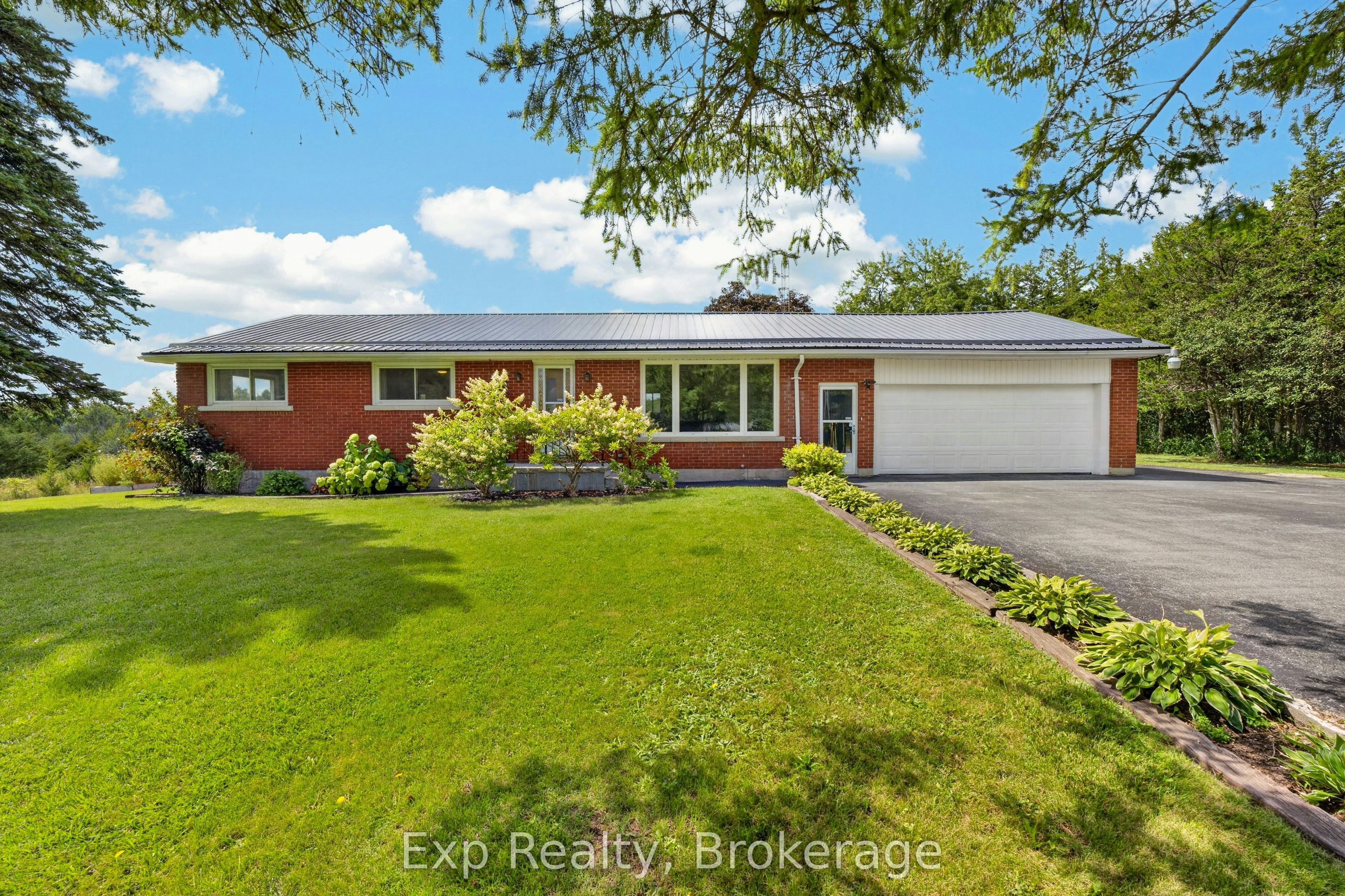 894 County Rd 41 Road, Greater Napanee, ON, K7R 3L2