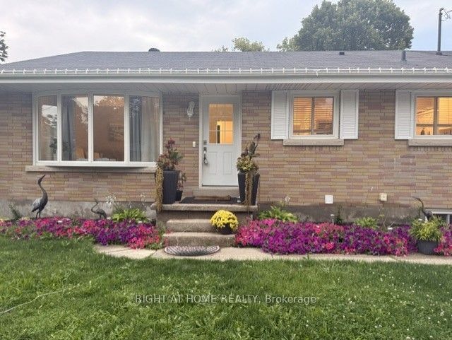 919 Rose Street, Cambridge, ON, N3H 2G4 - 2