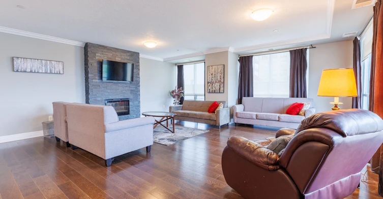 211-240 Villagewalk Boulevard, London, ON, N6G 0P6 - 11