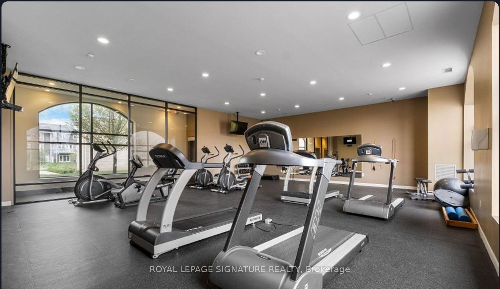 211-240 Villagewalk Boulevard, London, ON, N6G 0P6 - 27