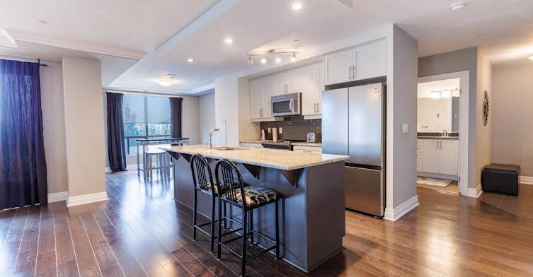 211-240 Villagewalk Boulevard, London, ON, N6G 0P6 - 8
