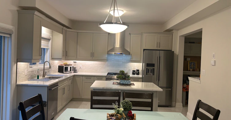 Upper-9306 White Oak Avenue, Niagara Falls, ON, L2G 0E9 - 3