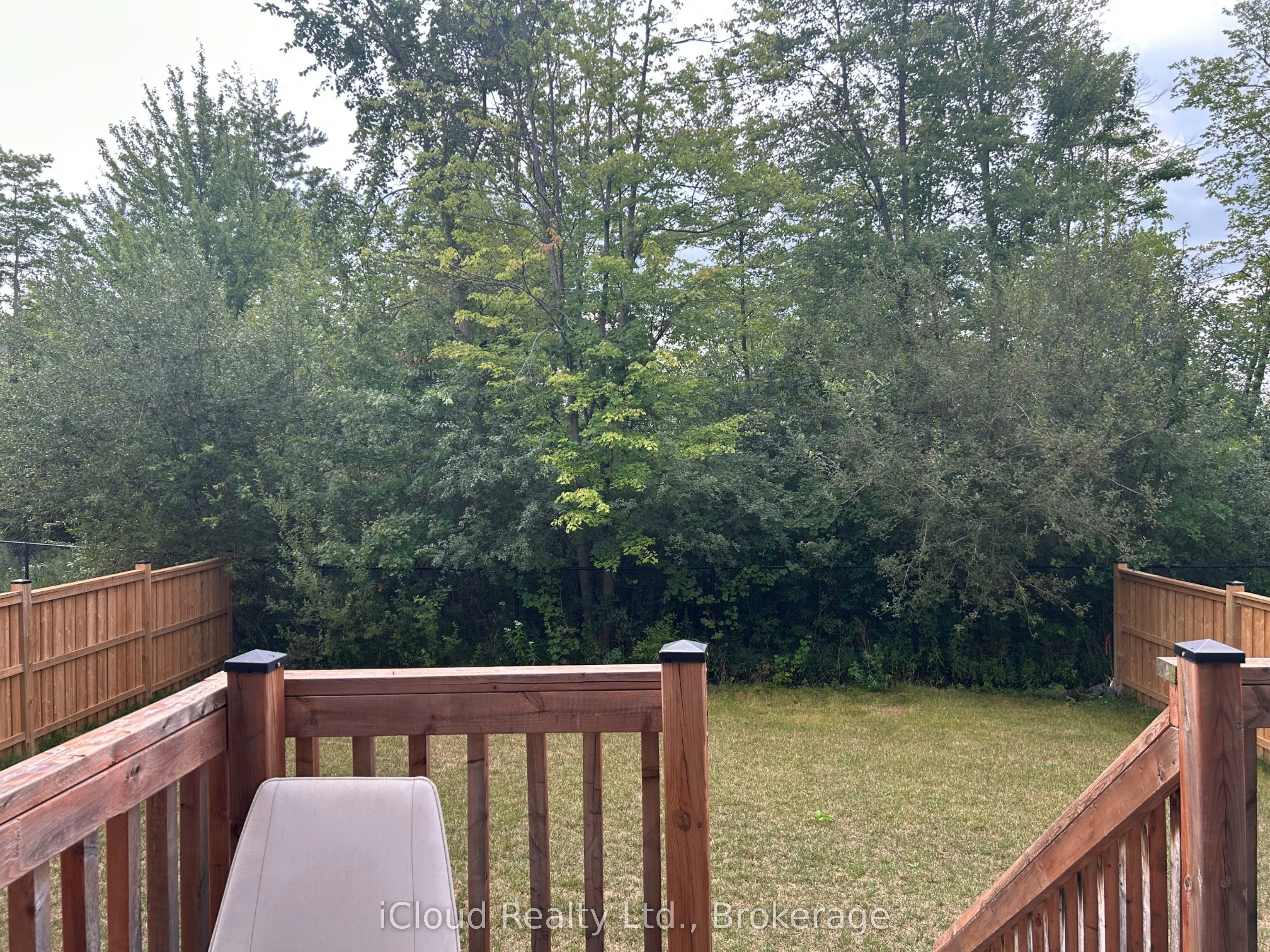 Upper-9306 White Oak Avenue, Niagara Falls, ON, L2G 0E9 - 17