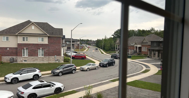 Upper-9306 White Oak Avenue, Niagara Falls, ON, L2G 0E9 - 20