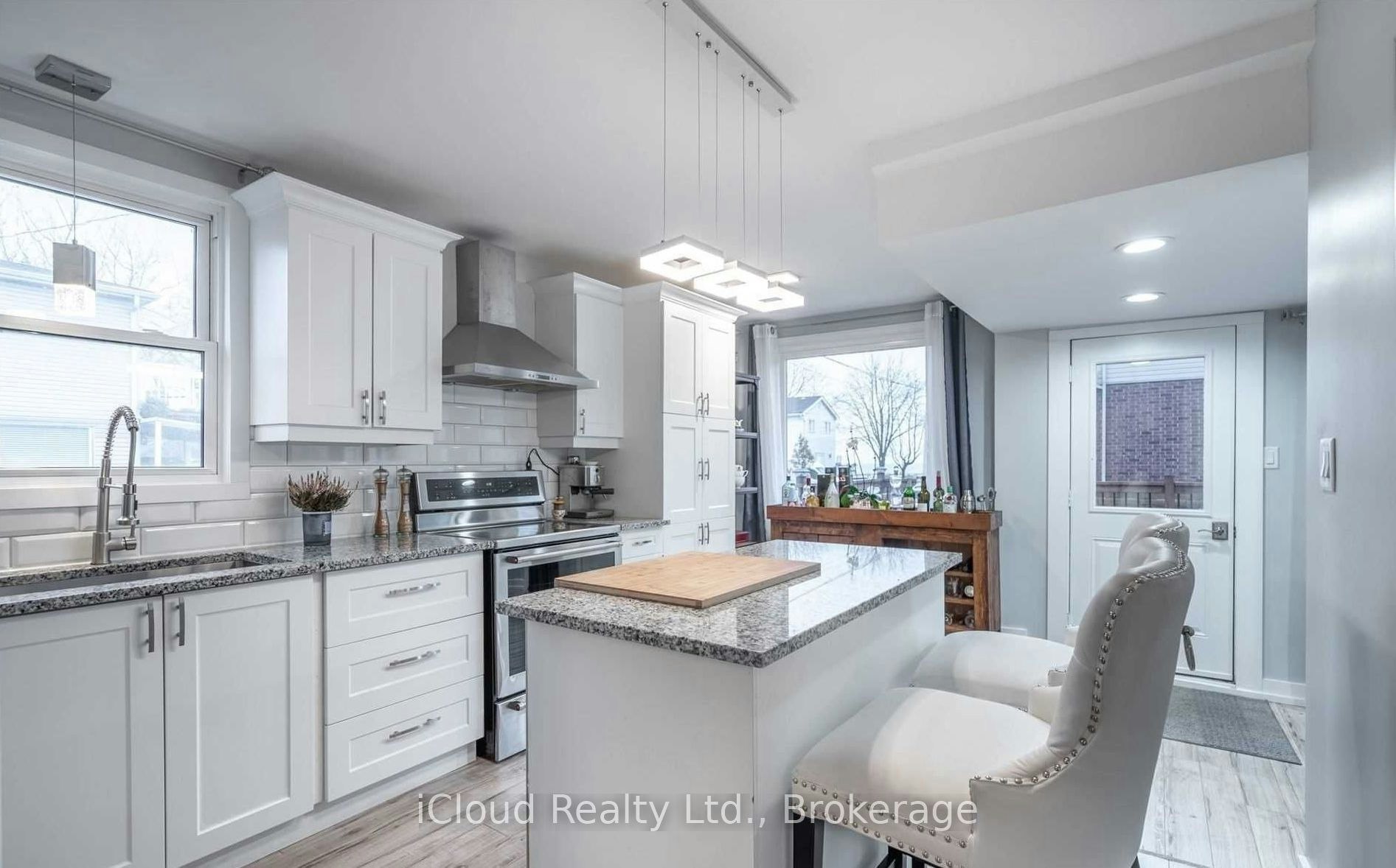 Main-361 Beach Boulevard W, Hamilton, ON, L8H 6W4 - 4