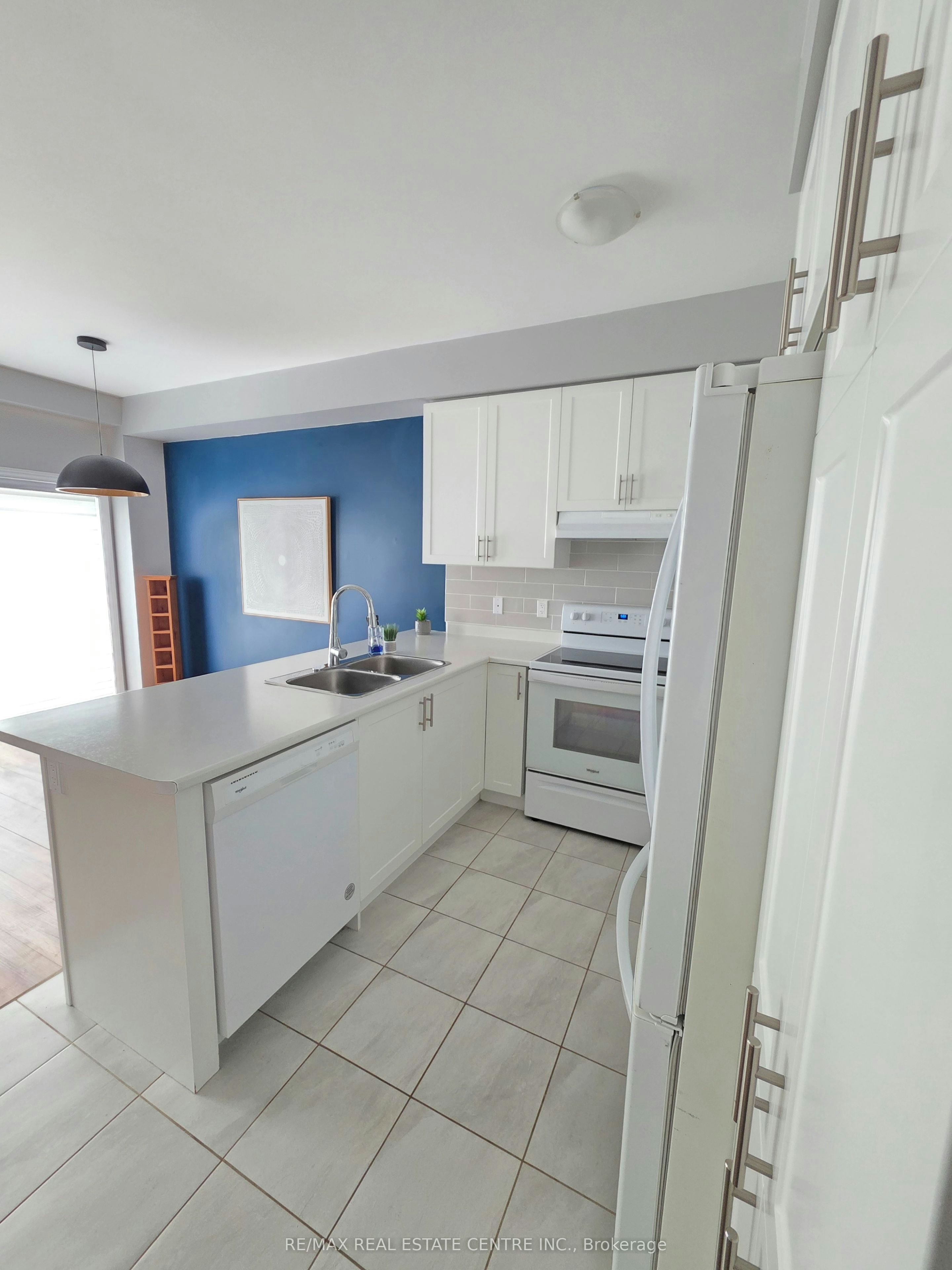 16-9 Arietta Lane, Hamilton, ON, L8E 0K7 - 18