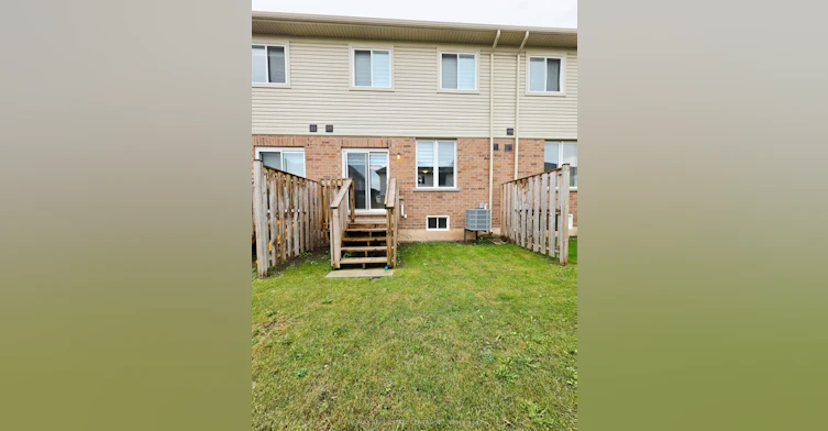 16-9 Arietta Lane, Hamilton, ON, L8E 0K7 - 5