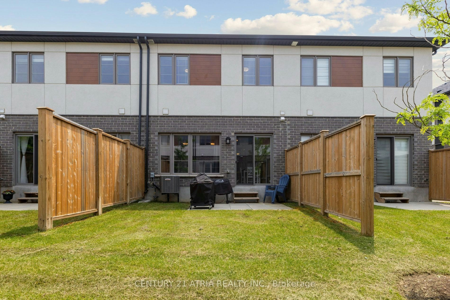 36 Steele Crescent, Guelph, ON, N1E 0S7 - 37