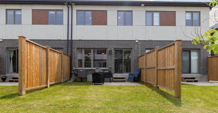36 Steele Crescent, Guelph, ON, N1E 0S7 - 37