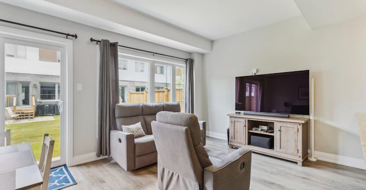 36 Steele Crescent, Guelph, ON, N1E 0S7 - 17