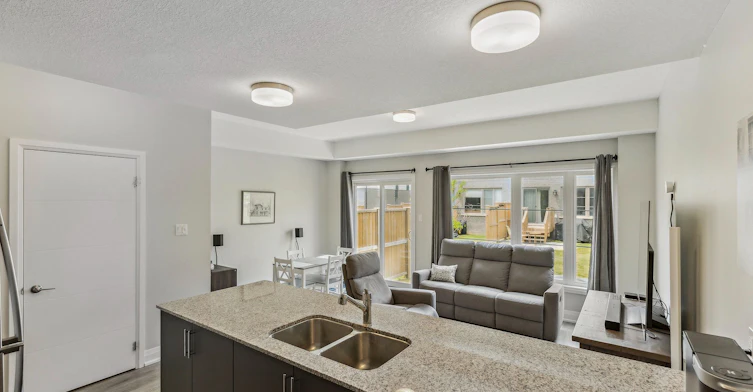 36 Steele Crescent, Guelph, ON, N1E 0S7 - 12