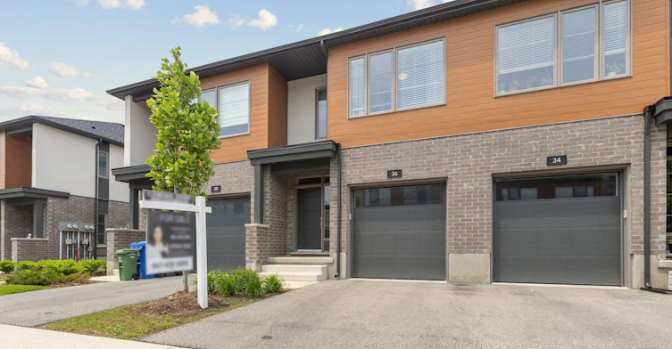 36 Steele Crescent, Guelph, ON, N1E 0S7 - 2
