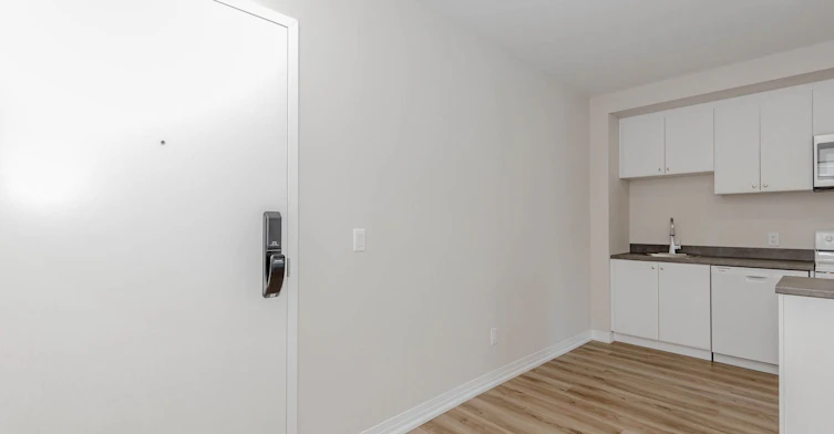 206-50 Herrick Avenue, St. Catharines, ON, L2P 2T9 - 14