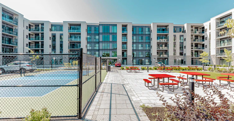 206-50 Herrick Avenue, St. Catharines, ON, L2P 2T9 - 3