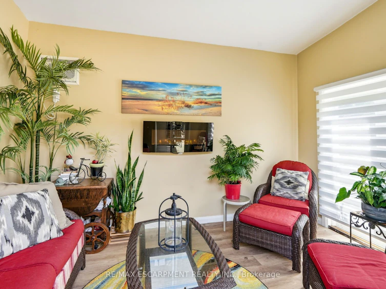 42 Carlton Avenue, Welland, ON, L3C 1P9 - 43