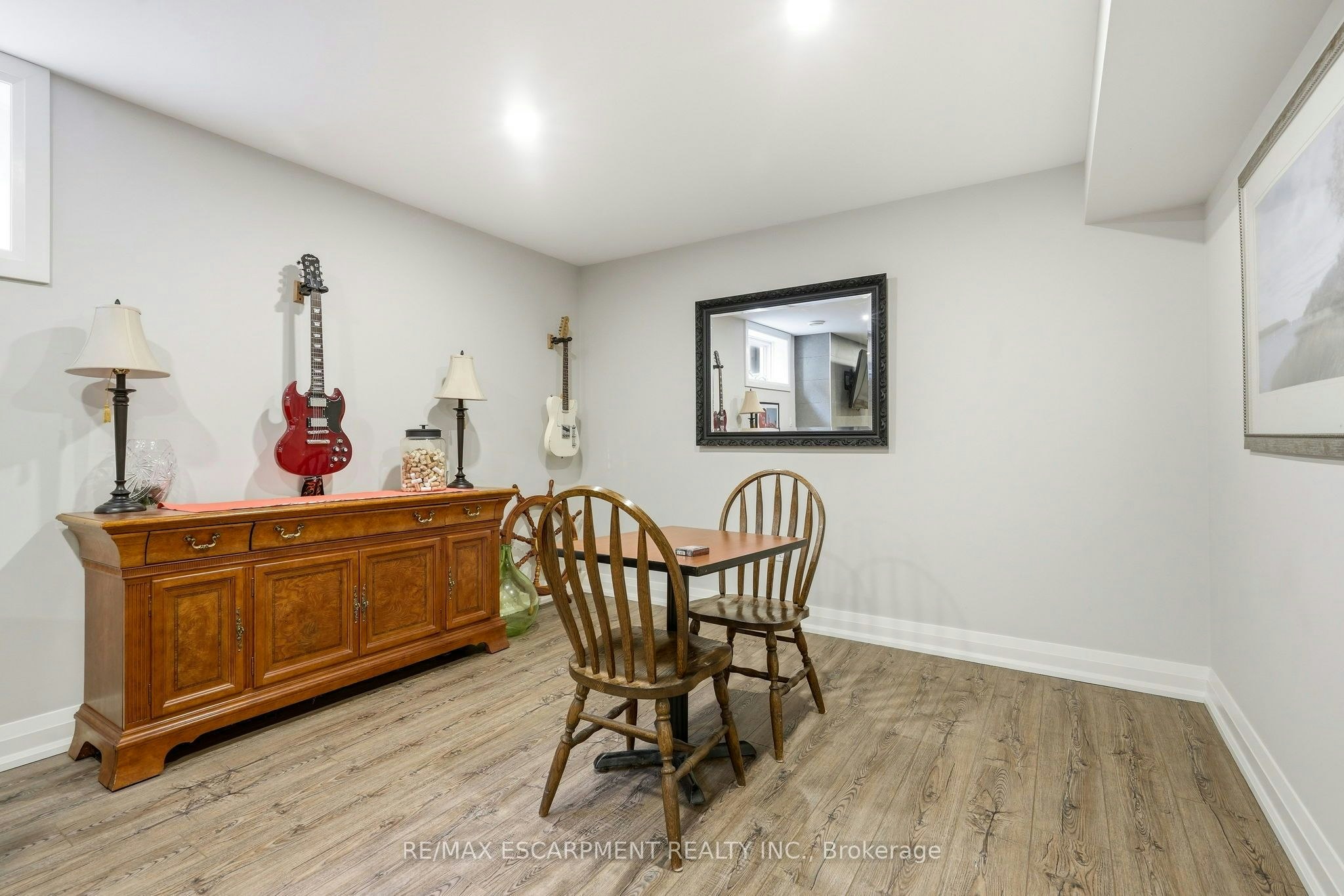 42 Carlton Avenue, Welland, ON, L3C 1P9 - 31