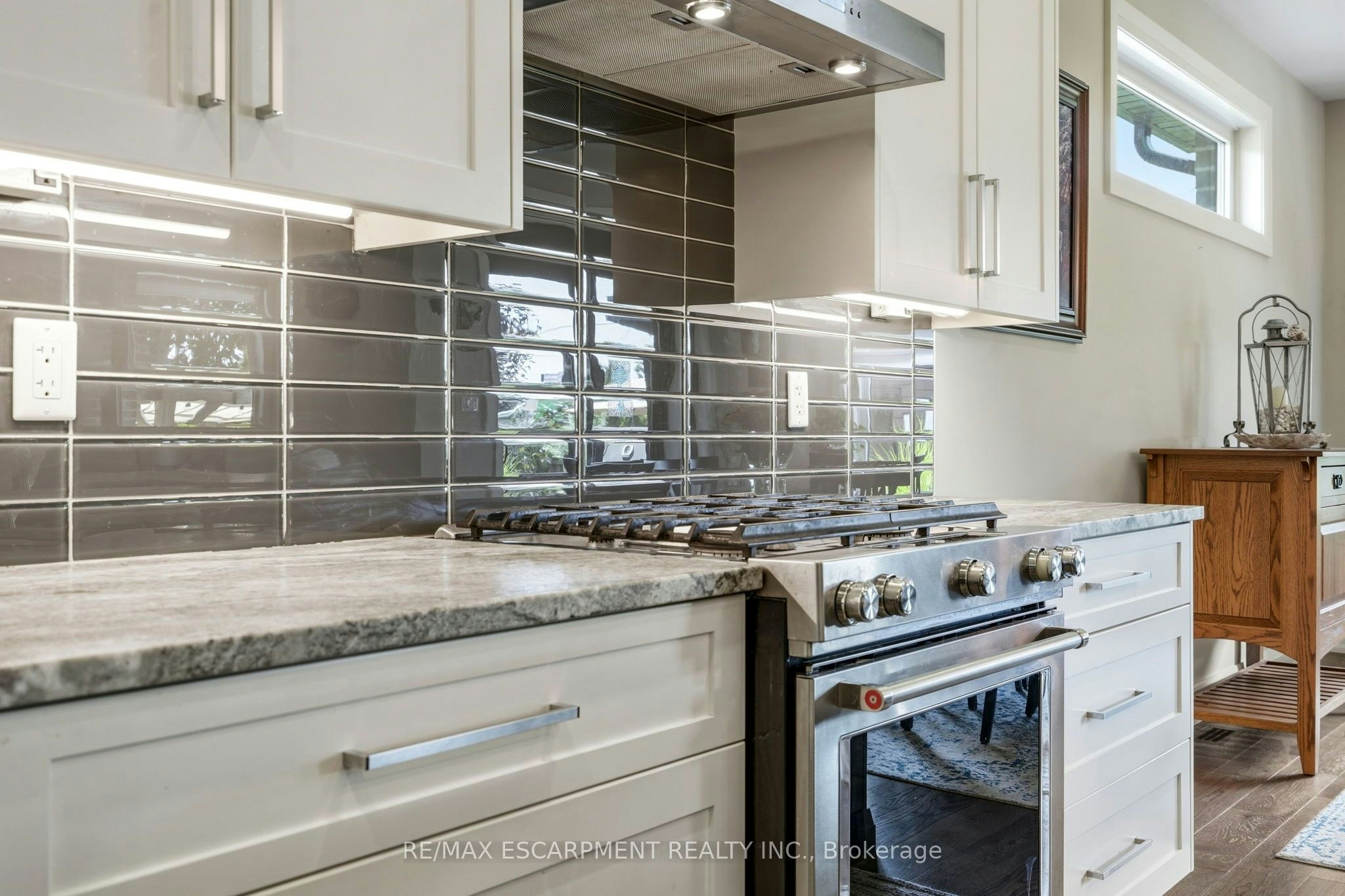 42 Carlton Avenue, Welland, ON, L3C 1P9 - 14