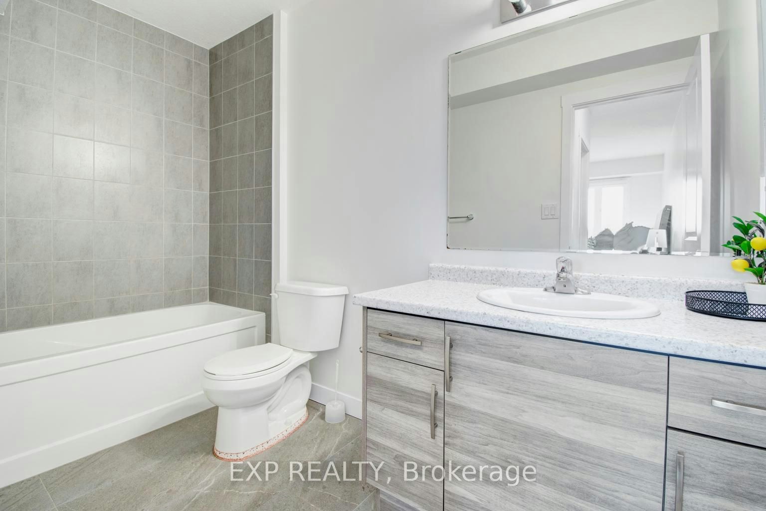 E-150 Rochefort Street, Kitchener, ON, N2R 0P5 - 40