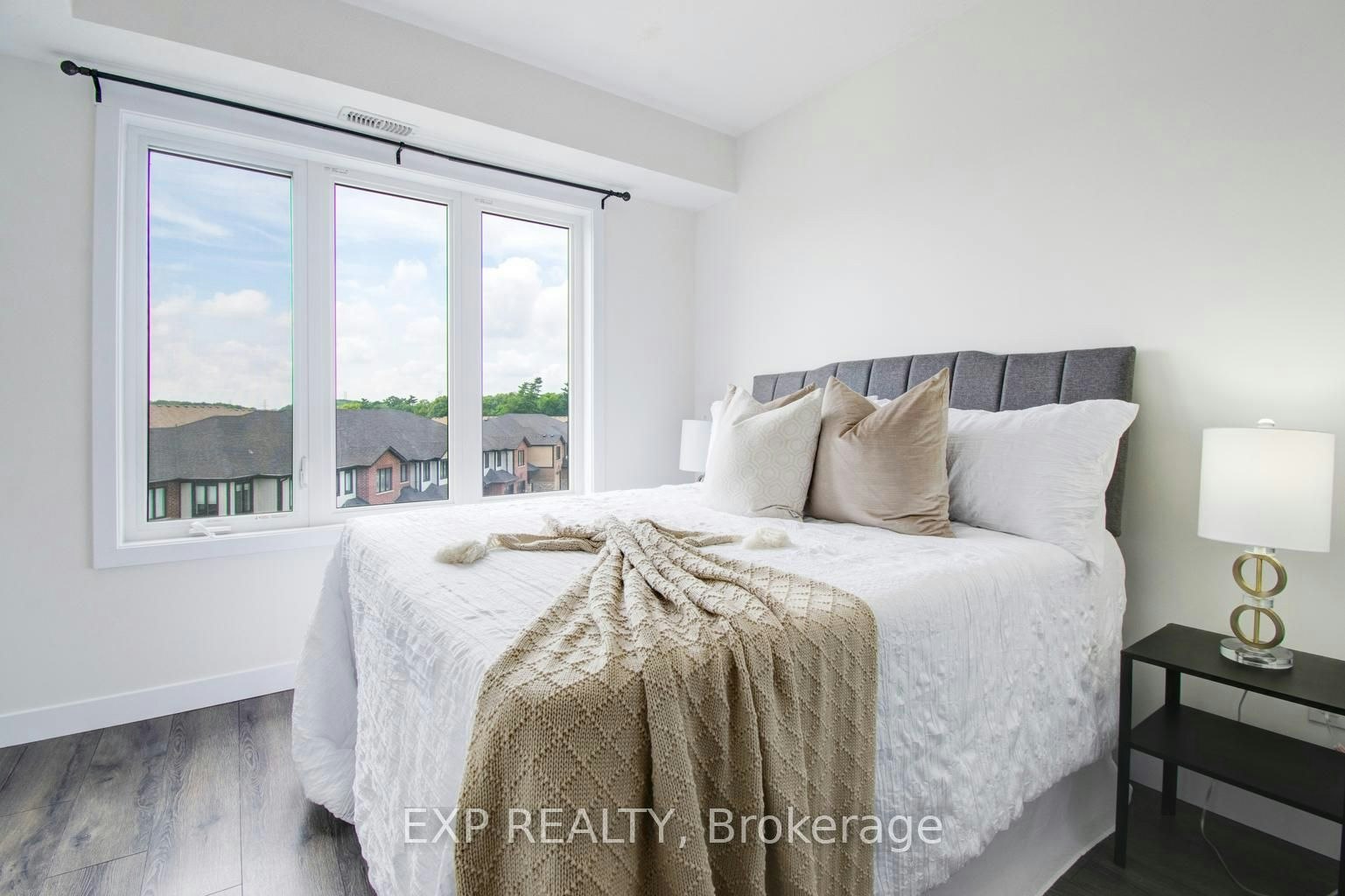 E-150 Rochefort Street, Kitchener, ON, N2R 0P5 - 32
