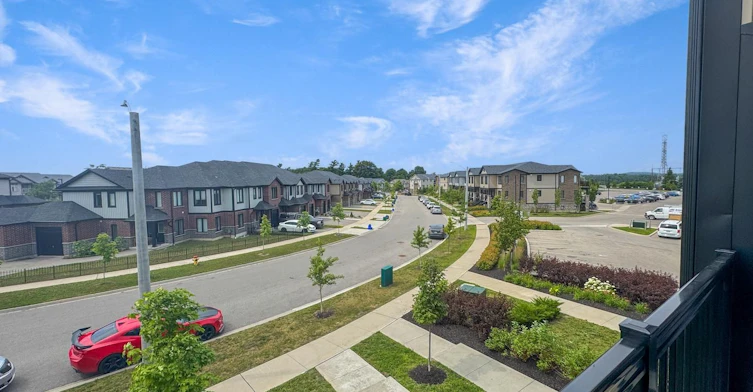 E-150 Rochefort Street, Kitchener, ON, N2R 0P5 - 47