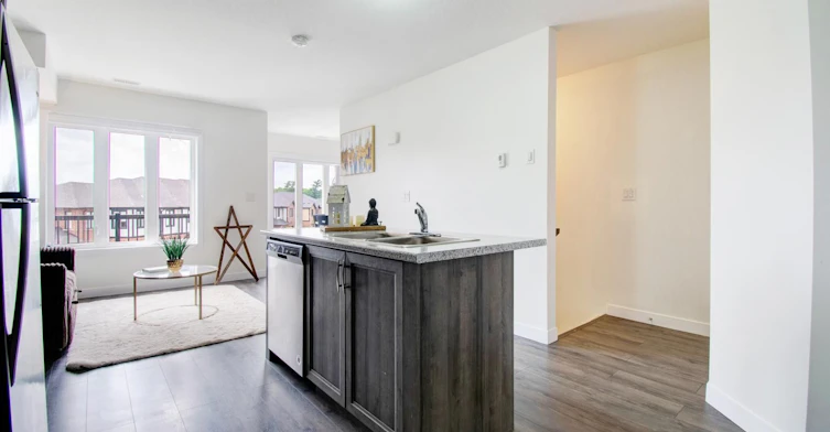 E-150 Rochefort Street, Kitchener, ON, N2R 0P5 - 11