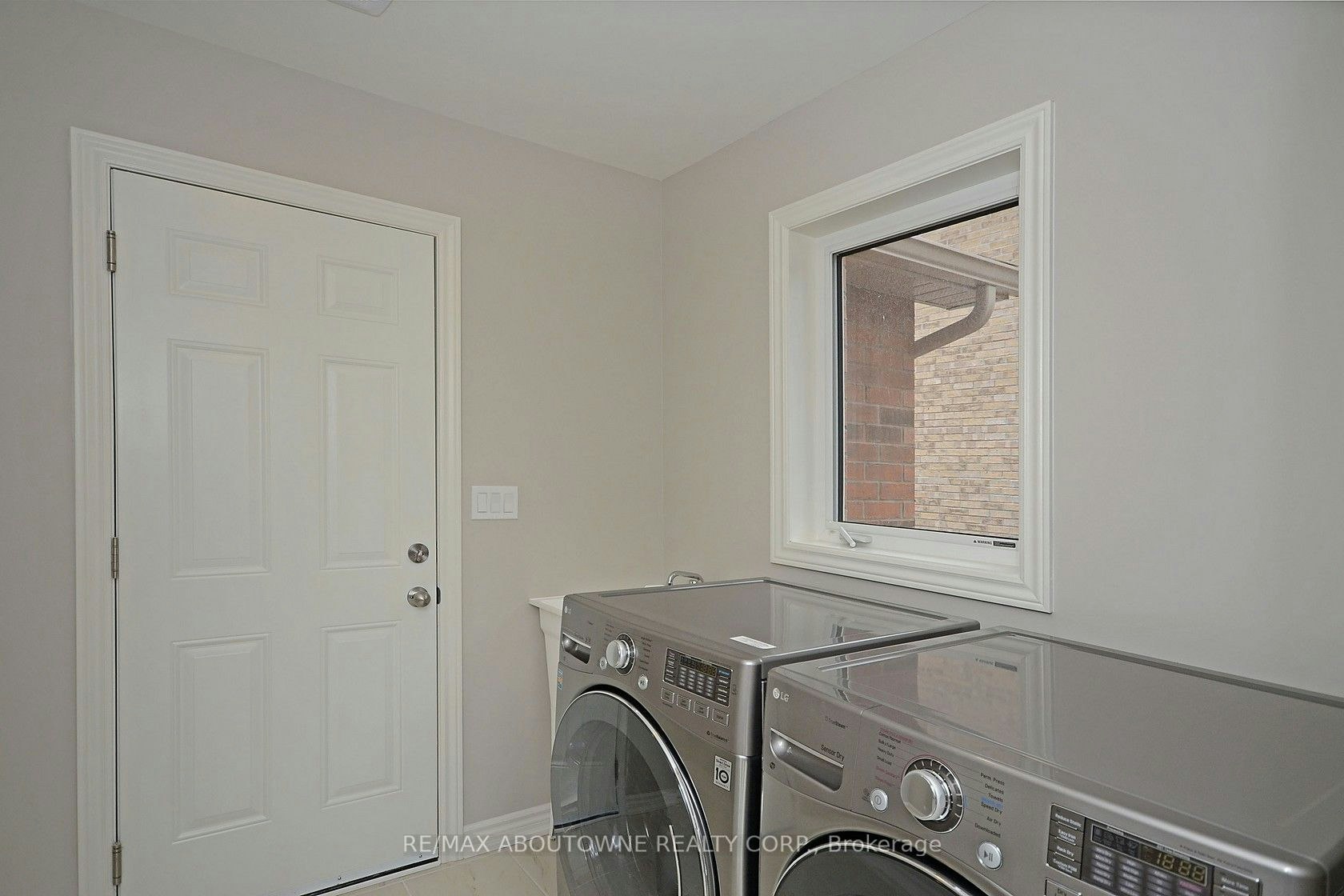22 Ryan Street, Centre Wellington, ON, N1M 0C9 - 25