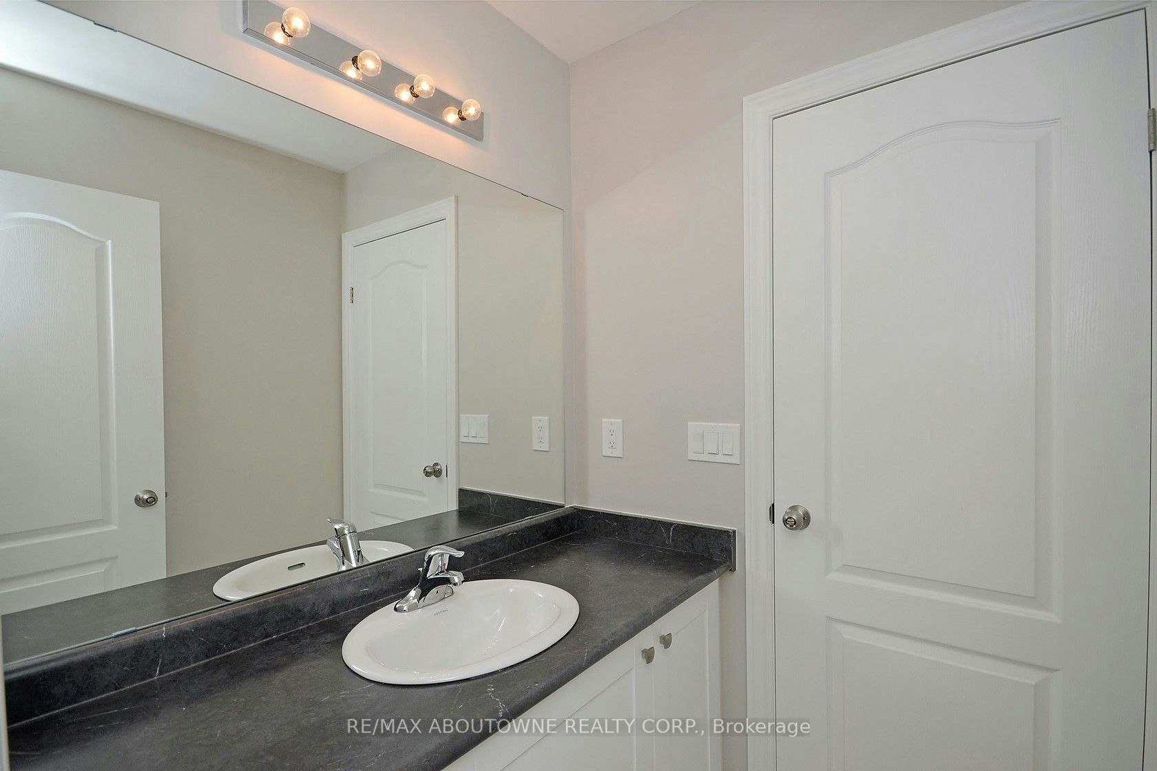 22 Ryan Street, Centre Wellington, ON, N1M 0C9 - 47