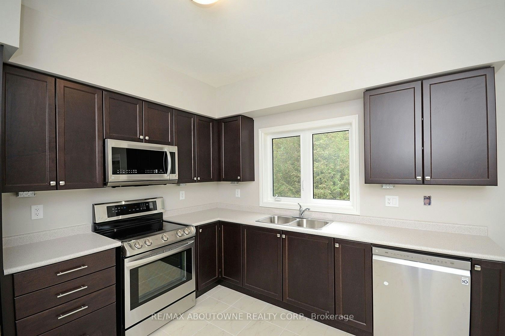 22 Ryan Street, Centre Wellington, ON, N1M 0C9 - 20