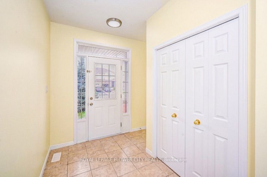419 Tealby Crescent, Waterloo, ON, N2J 4Y8 - 4
