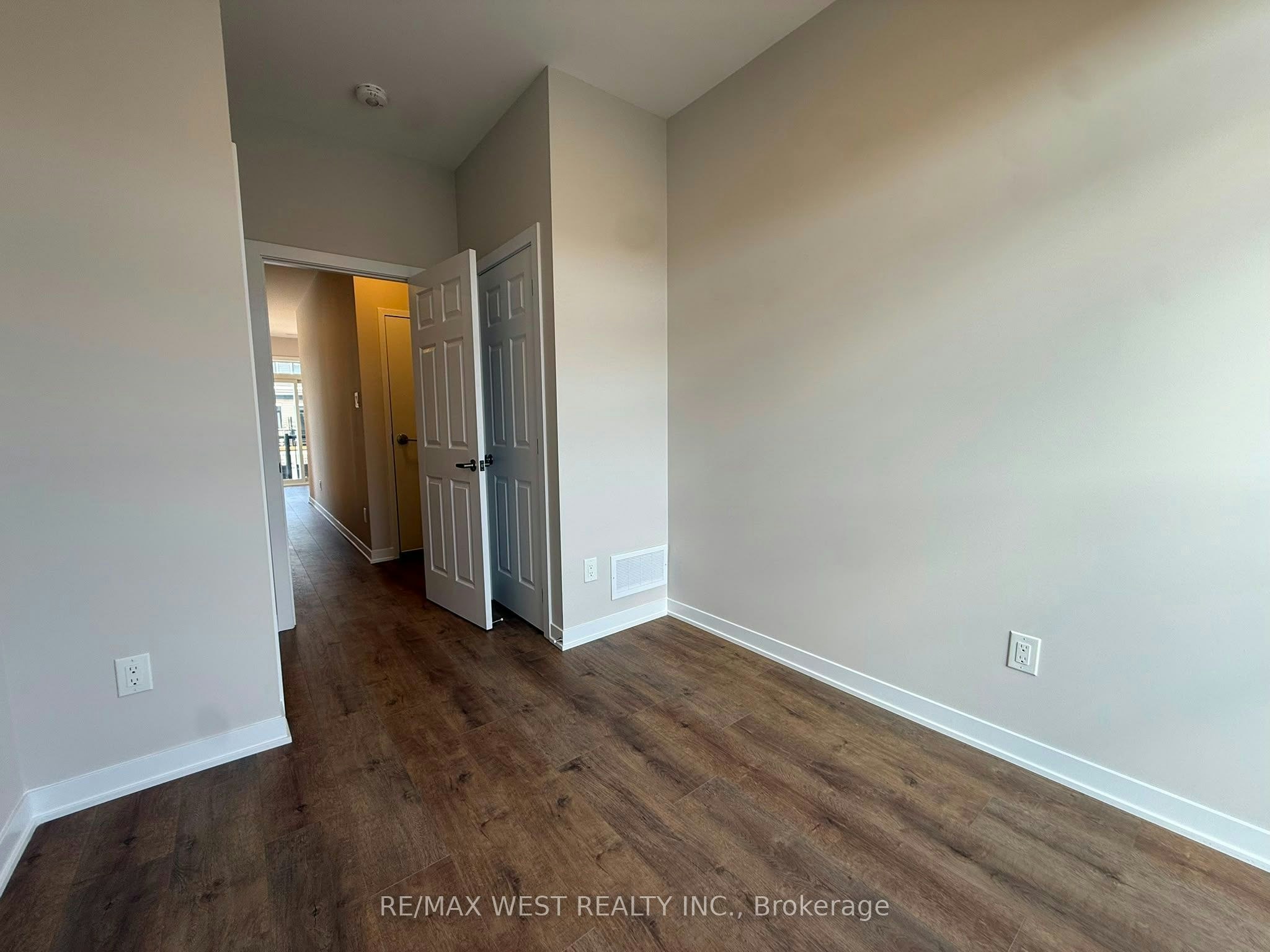 777 Utopie Private, Ottawa, ON, K1W 0M5 - 4