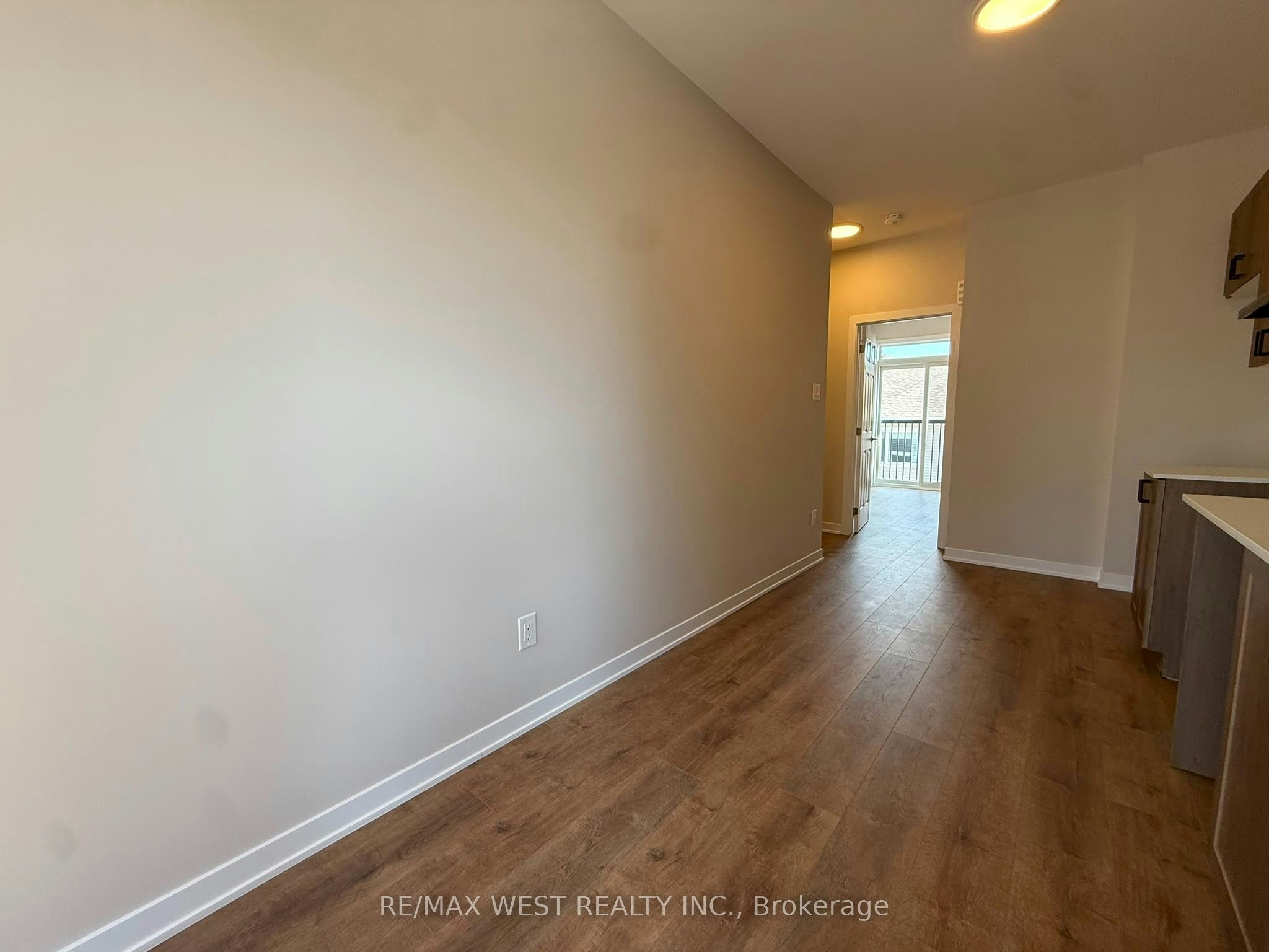 777 Utopie Private, Ottawa, ON, K1W 0M5 - 8