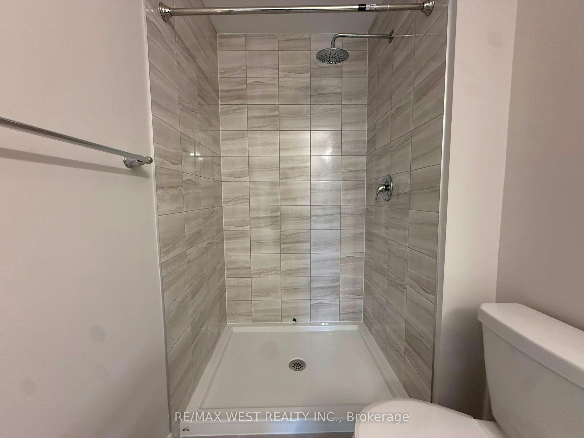 777 Utopie Private, Ottawa, ON, K1W 0M5 - 19