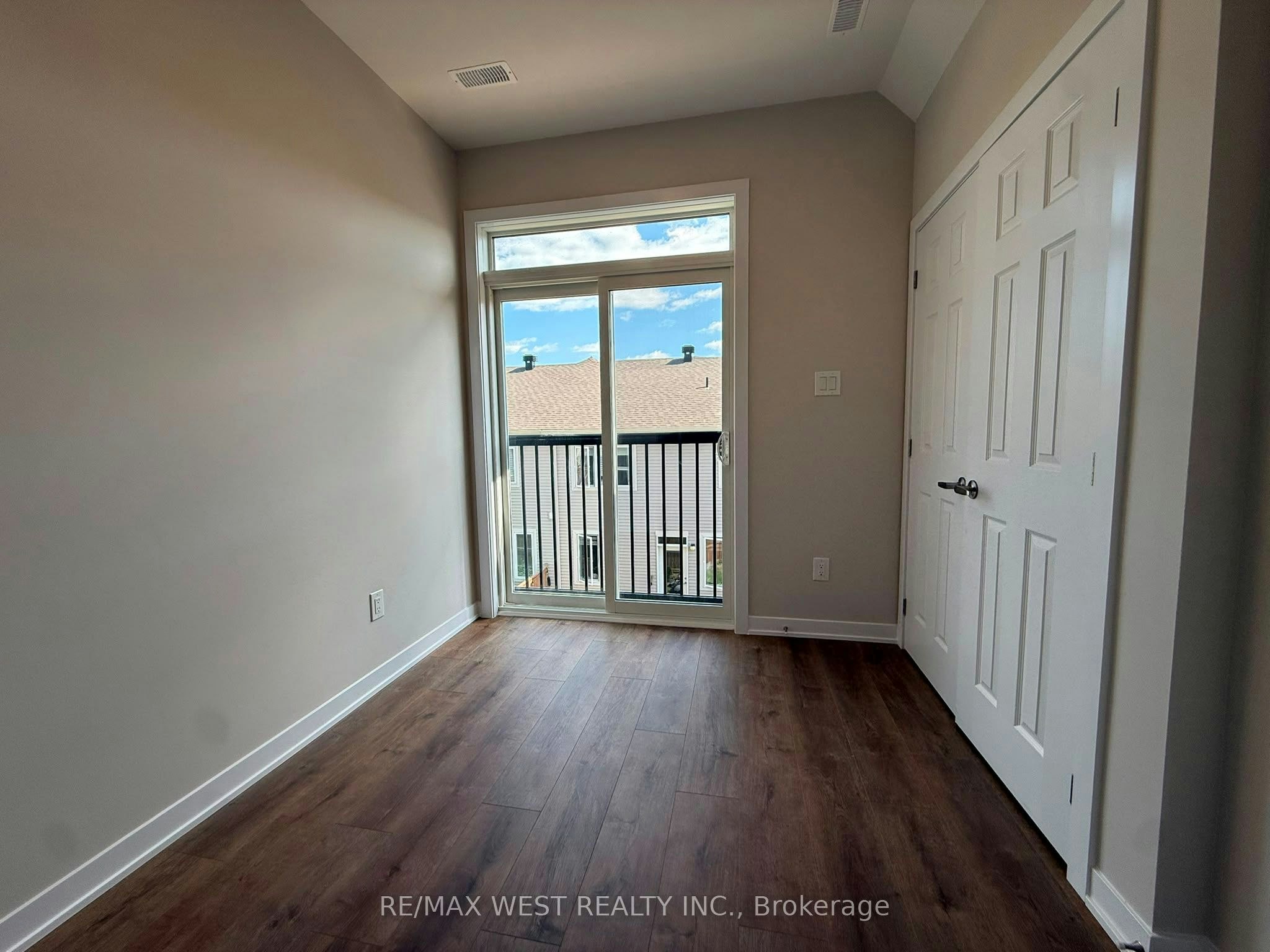 777 Utopie Private, Ottawa, ON, K1W 0M5 - 29