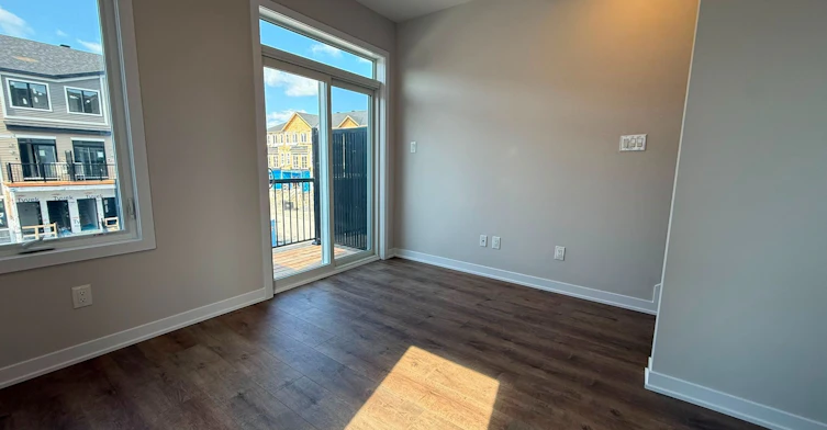 777 Utopie Private, Ottawa, ON, K1W 0M5 - 3