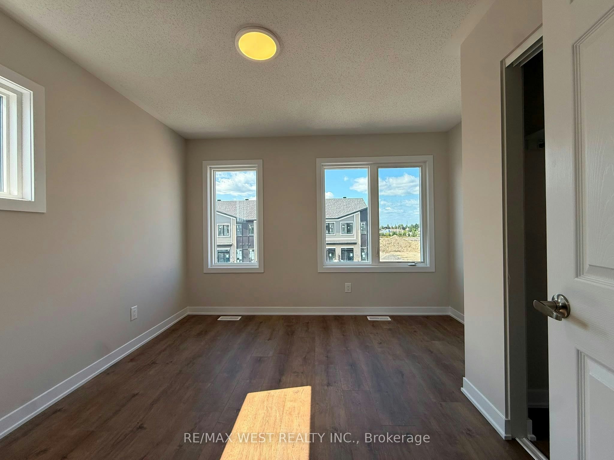 777 Utopie Private, Ottawa, ON, K1W 0M5 - 18