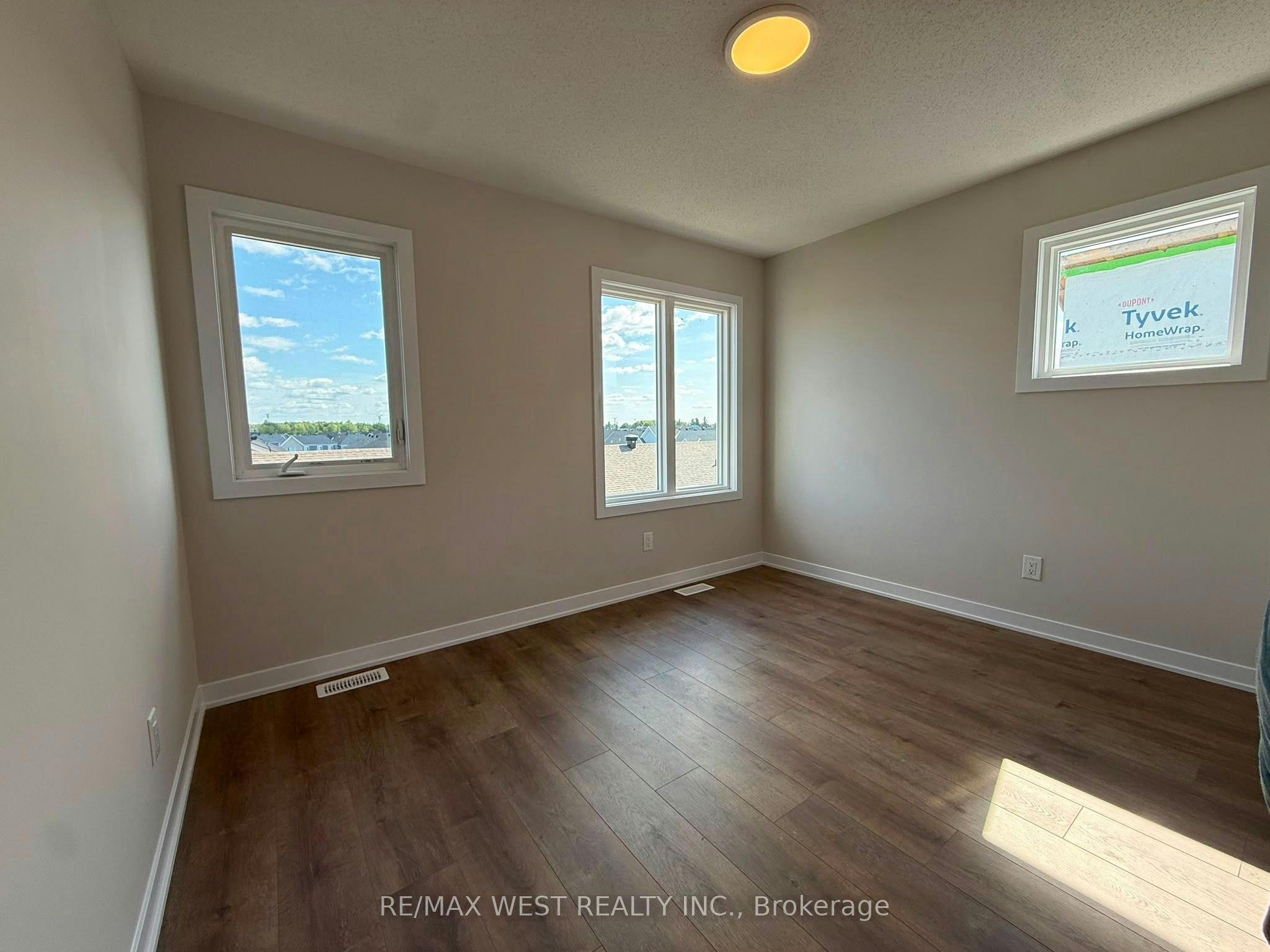 777 Utopie Private, Ottawa, ON, K1W 0M5 - 20