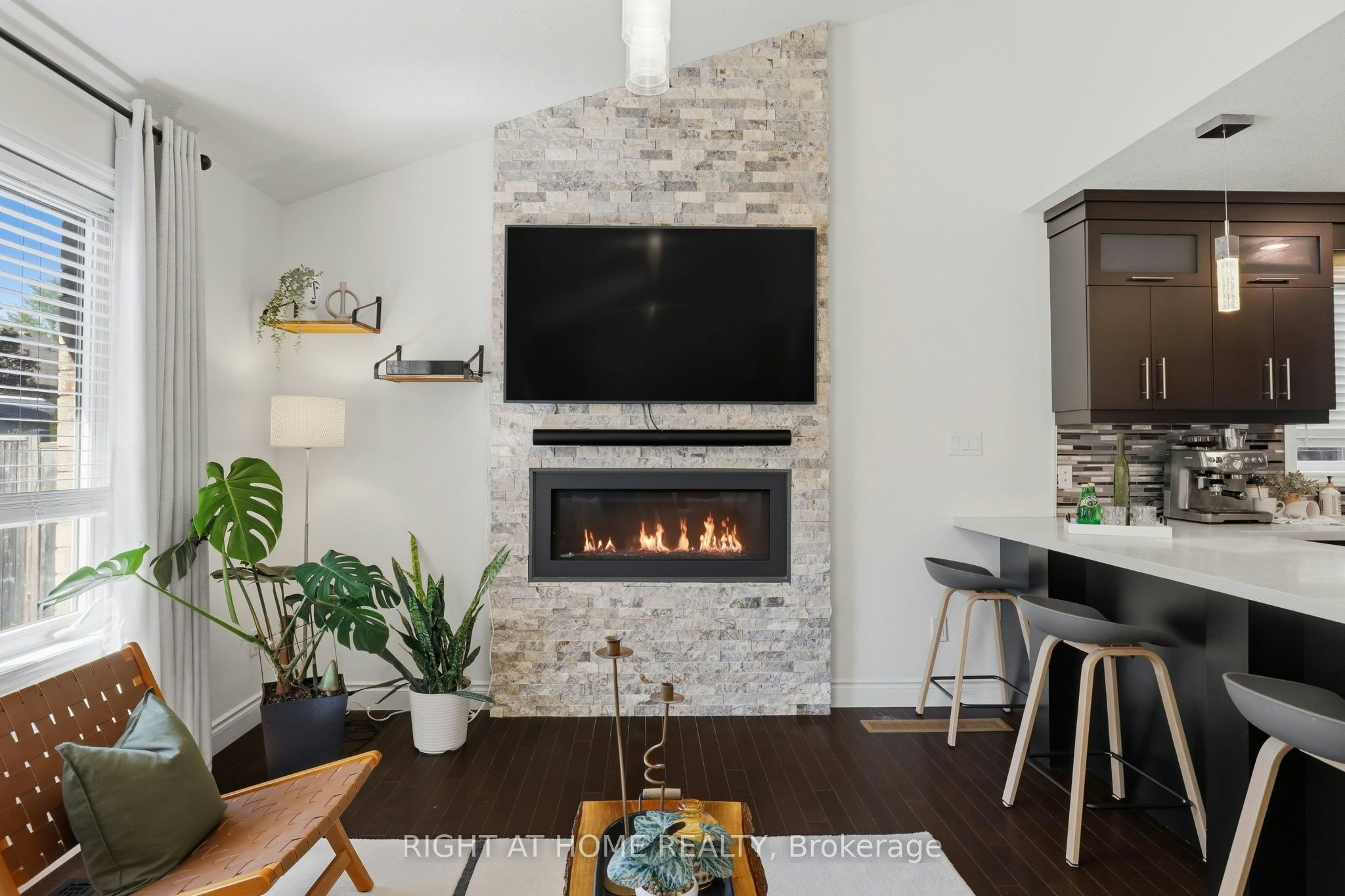 2322 Buroak Drive, London, ON, N6G 0L1 - 6
