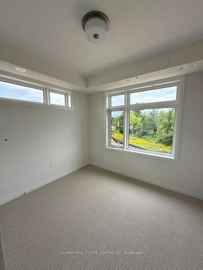 933 North Waterdown Drive, Hamilton, ON, L8B 2B1 - 19