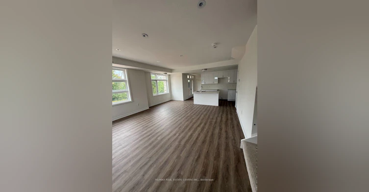 933 North Waterdown Drive, Hamilton, ON, L8B 2B1 - 2