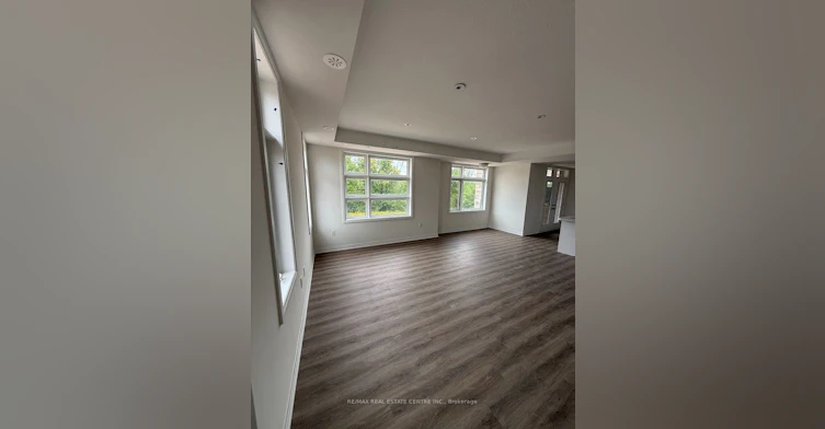 933 North Waterdown Drive, Hamilton, ON, L8B 2B1 - 4