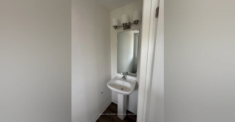 933 North Waterdown Drive, Hamilton, ON, L8B 2B1 - 9